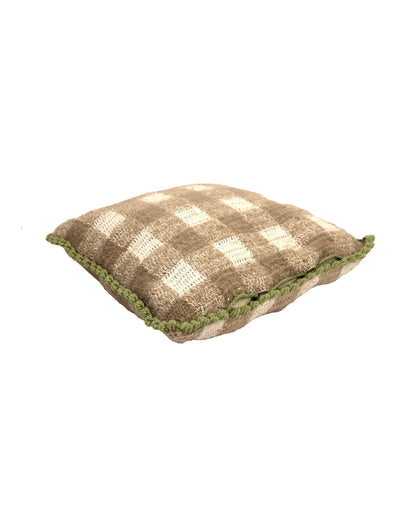 Rrok | vichy crochet pillow with matching buttons and down inlet