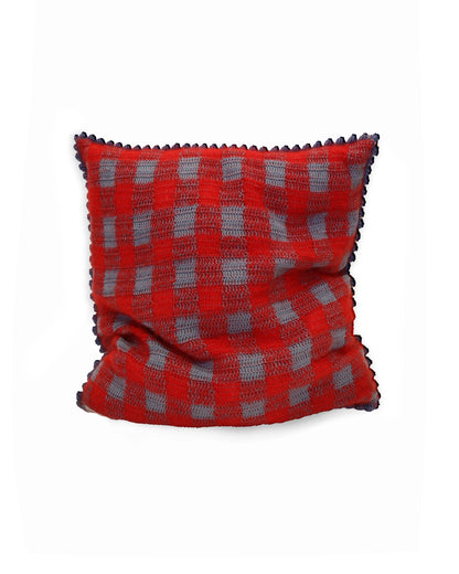 Rrok | vichy crochet pillow with matching buttons and down inlet